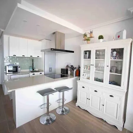 Apartman Renovated In With Great Sunset