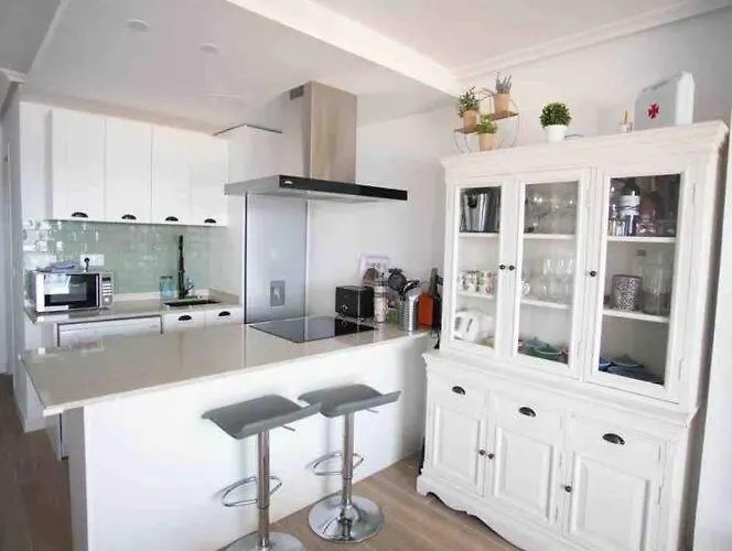 Appartement Renovated In With Great Sunset